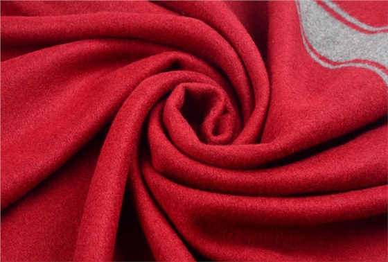 红色围巾生产厂家