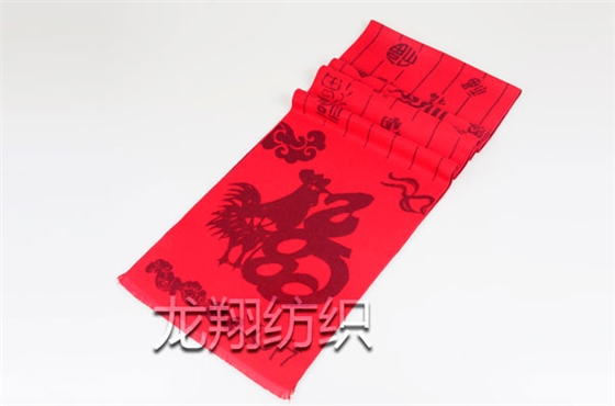 鸡年中国红围巾