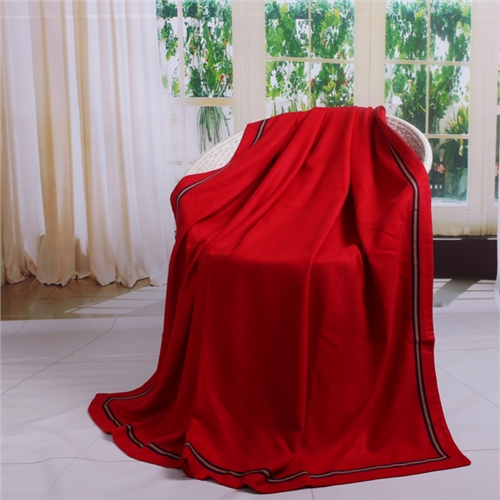红色真丝毯子