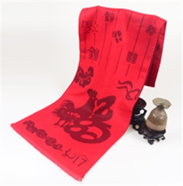 鸡年福字红围巾